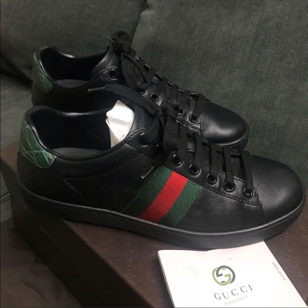 Women’s sneakers